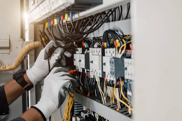 Best Affordable Emergency Electrician  in Dunwoody, GA
